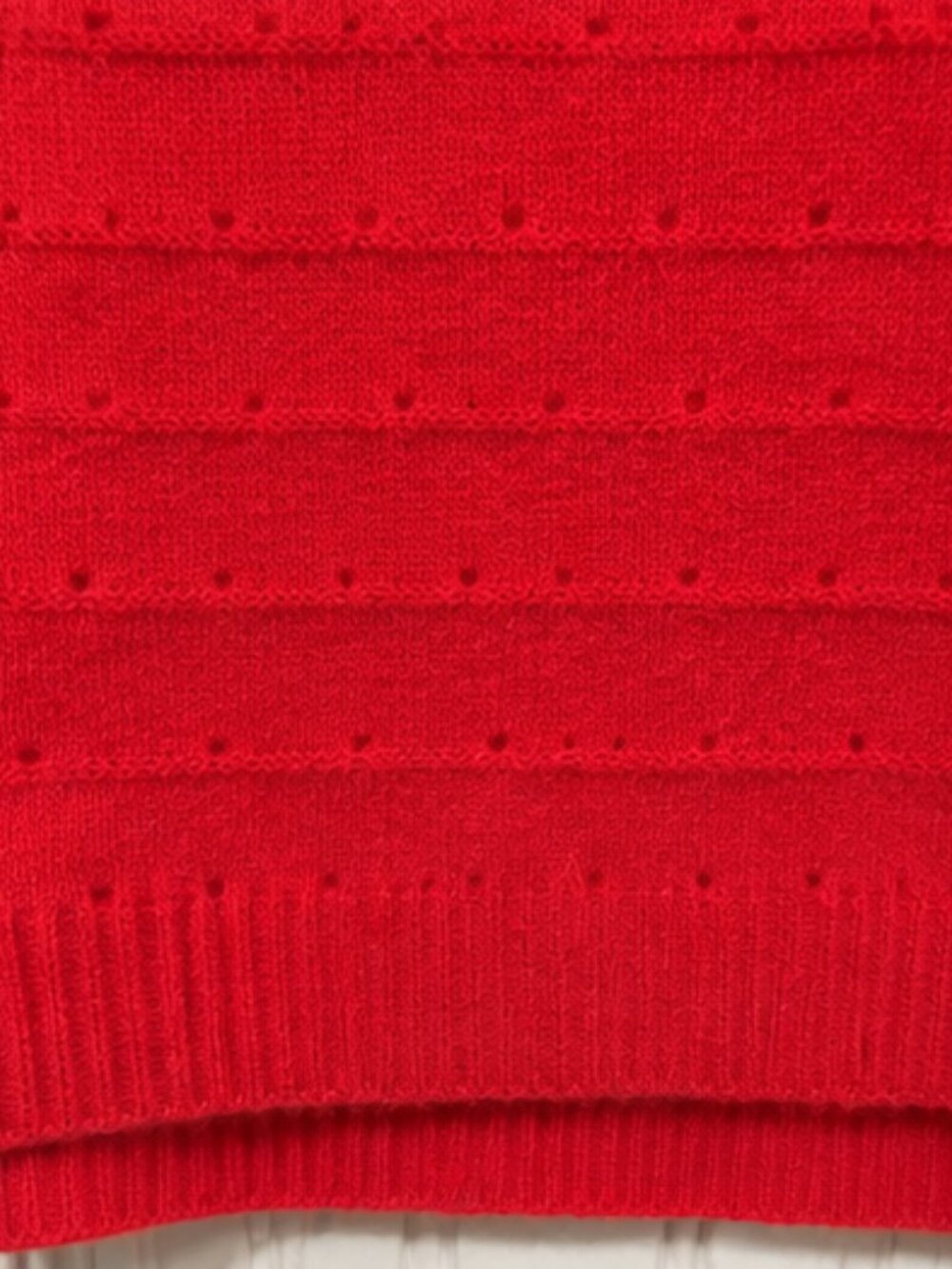 Saffron 100% Cashmere Red Crewneck Sweater Women’s Size Medium - Picture 4 of 5